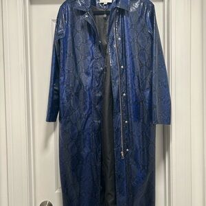 Apparis Shiny Blue Snake Print Trench Coat